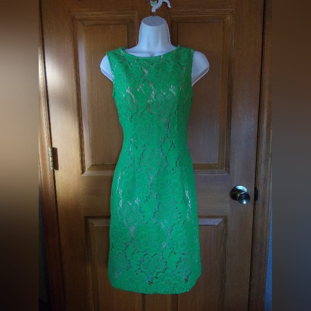 New York and Company  Green, Lace Dress size  0